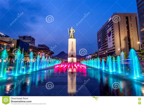 Beautifully Color Water Fountain at Gwanghwamun Plaza with the Statue ...