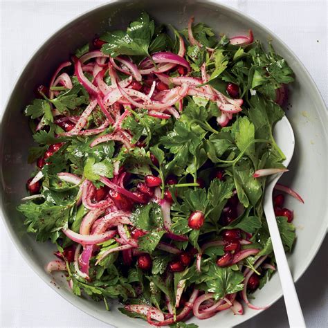 40 Parsley Recipes, from Meaty Dinners to Herbaceous Salads and Sauces | Epicurious