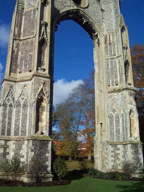 North Norfolk Visitor's Guide: Walsingham Abbey and Shrine