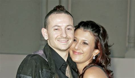 Funeral Chester Bennington Family - img-primrose