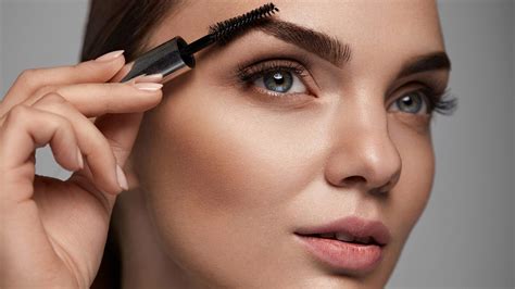 Eyebrow Styles and Trends: Shaping Brows for Now | ReviewThis