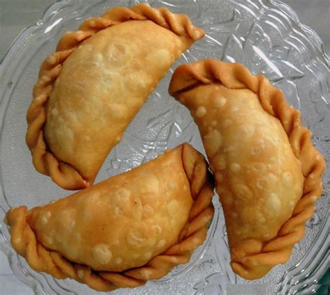 INDIAN SPECIAL GUJIYA : A SWEET SPECIALLY FOR HOLI on MyRecipeMagic.com ...