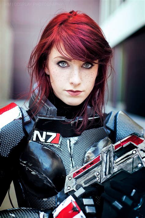 Femshep Cosplay - Mass Effect | Mass effect cosplay, Cosplay, Cosplay woman