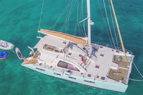 A Simple Guide to Catamaran Rental in the Caribbean