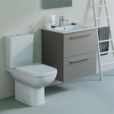 Ideal Standard i.life A Close Coupled Toilet and Soft Close Seat ...