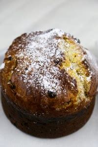 Plant-based Recipeshealthy recipes and pastry made of whole ingredientsVEGAN PANETTONE