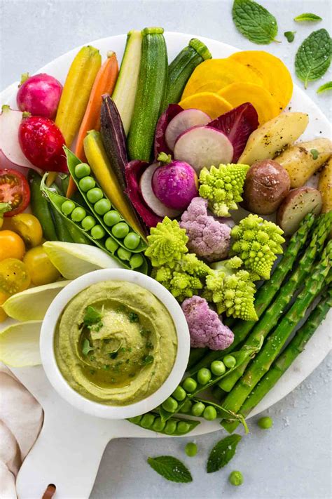 Crudité Platter with Minty Pea Hummus - Jessica Gavin