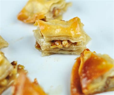 BAKLAVA WITH HOMEMADE PHYLLO DOUGH - Anto's Kitchen