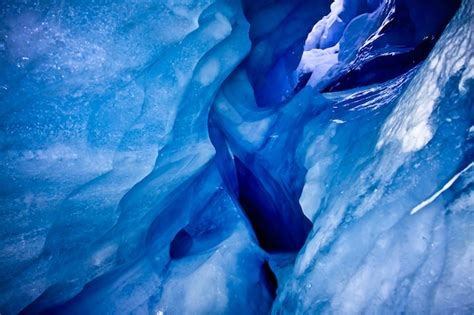 Premium Photo | Blue ice cave