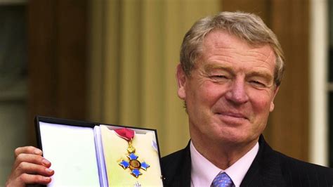 Former Lib Dem leader Paddy Ashdown dies aged 77 | UK News | Sky News