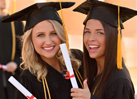 20 Tips for Great Graduation Day Photos | Nikon