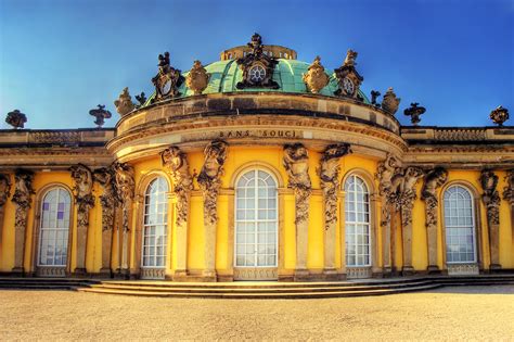 File:Potsdam Sanssouci Palace.jpg - Wikimedia Commons