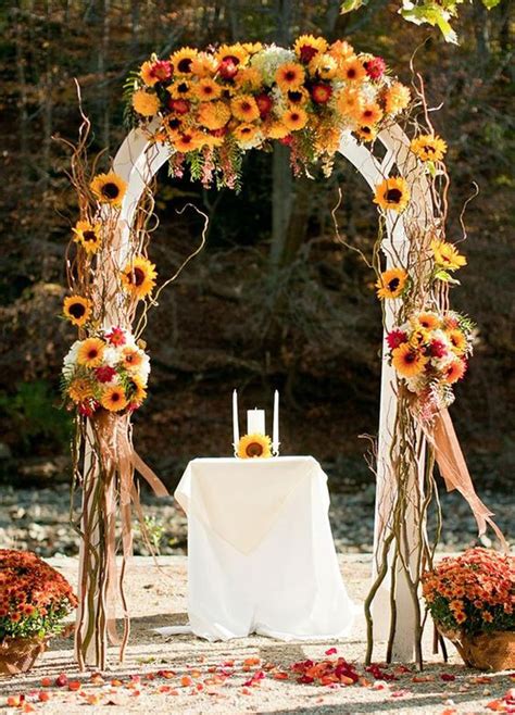 21 Incredibly Amazing Fall Wedding Decoration Ideas - Mrs to Be