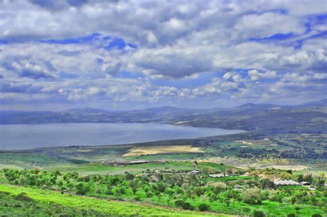 File:PikiWiki Israel 14506 Eye on the Sea of Galilee.JPG