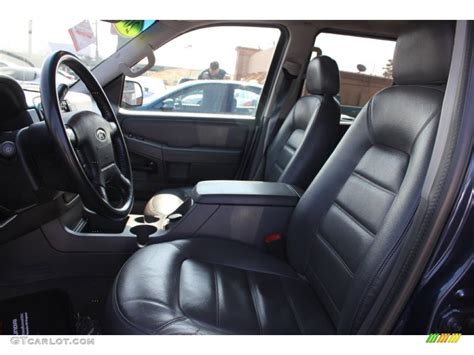 Graphite Interior 2002 Ford Explorer XLT 4x4 Photo #62333140 | GTCarLot.com