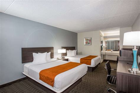 Days Inn Suites Airport Orlando, FL - See Discounts