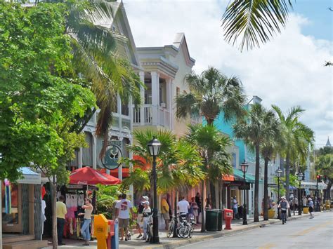 Duval Street in Key West - Infos und Tipps vom USA-Reisen Experten