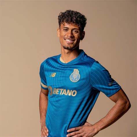 FC Porto 2023-24 New Balance Third Kit Released » The Kitman