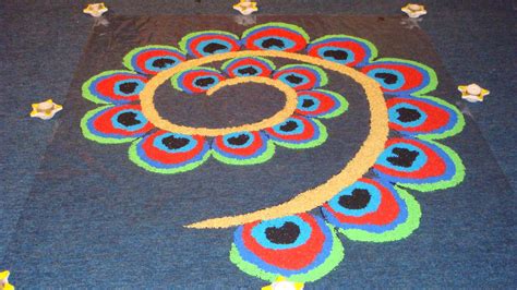 Brighten Up Your Home This Diwali With These 20 Easy-To-Do Rangoli Designs