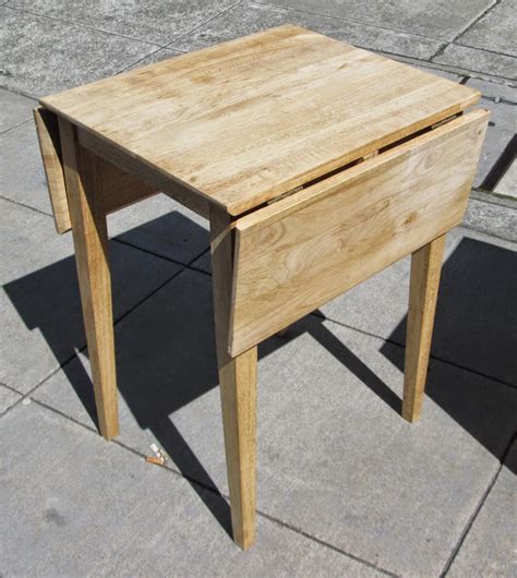 UHURU FURNITURE & COLLECTIBLES: SOLD Small Drop Leaf Table - for that ...