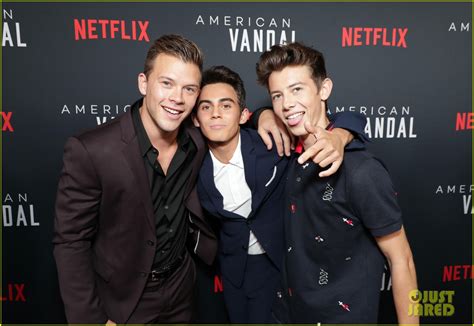 Photo: american vandal premiere jimmy tatro calum worthy 22 | Photo ...