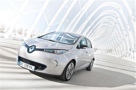 Renault ZOE Electric Car – Autovolt Magazine