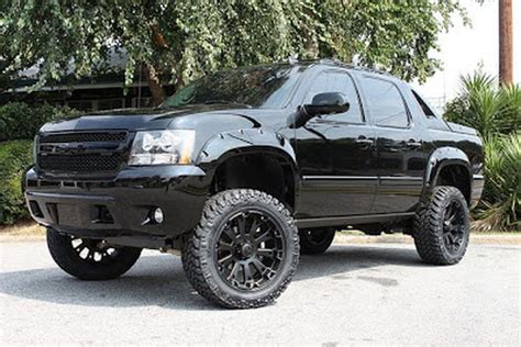 Chevy Avalanche Custom Ideas 34 | Chevy avalanche, Avalanche truck, Chevy pickup trucks