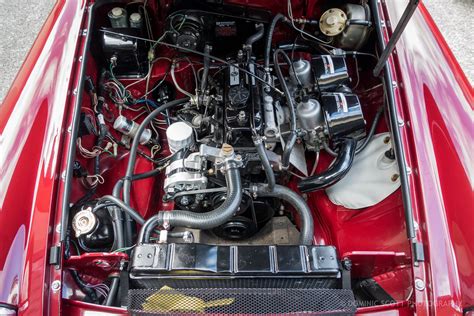 MGB Engine Bay | The engine bay of my 1977 MGB after many ho… | Flickr