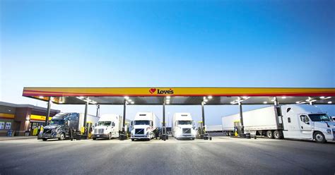 Love's opens two new truck stops in Illinois, North Dakota