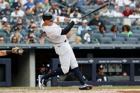 Yankees' Aaron Judge batting leadoff in long-awaited return