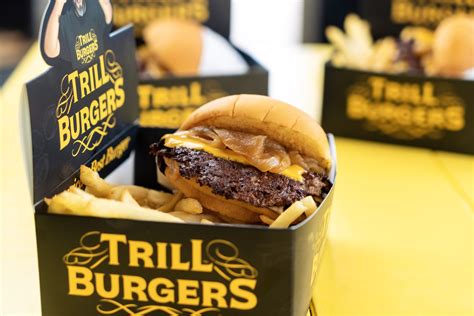 Bun B’s Trill Burgers Opens Temporary Location in Houston’s Montrose - Eater Houston