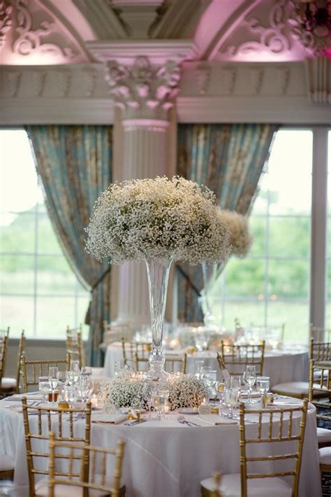 5 Beautiful Tall Vase Centerpieces for Your Wedding - Arabia Weddings