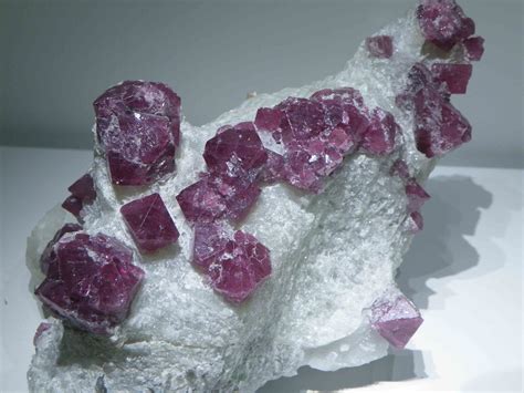 Understanding Spinel: The Alternative August Birthstone | Gem-A