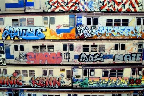 Subway cars | Train graffiti, Graffiti style art, Street art graffiti