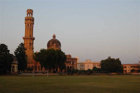 Allahabad University, Allahabad (2024) - Images, Timings | Holidify