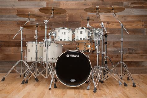 YAMAHA MAPLE CUSTOM ABSOLUTE NOUVEAU 6 PIECE DRUM KIT, WHITE MICA (PRE – Drumazon