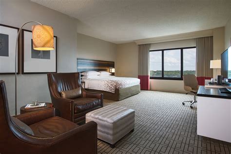 Hotel Rooms in Austin, TX | Renaissance Austin Hotel