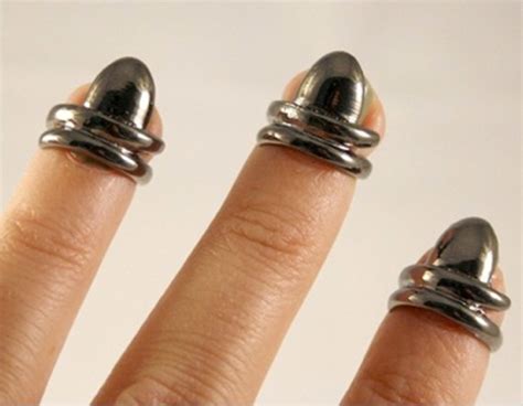 If It's Hip, It's Here (Archives): Metal Jewelry For The Tips Of Your Fingers. Nail Rings by GWAAN.