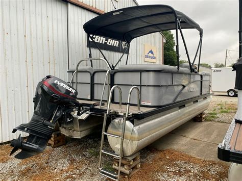 Manitou 2020 for sale for $1 - Boats-from-USA.com