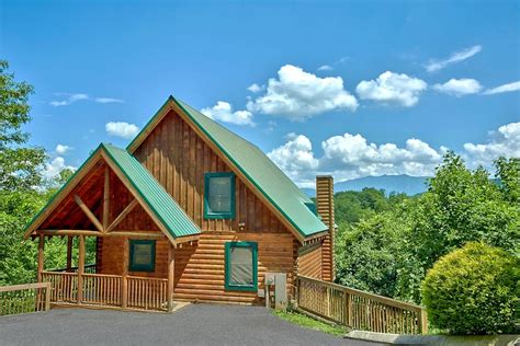 RU - A Mountain View Theater Lodge - Pigeon Forge, Tennessee, Cabins, Pigeon Forge, United ...