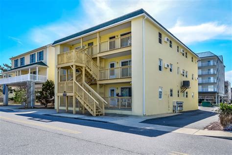 Oceanside 42 1W: 3 Bedroom Vacation Condo Rental Ocean City MD (44056 ...