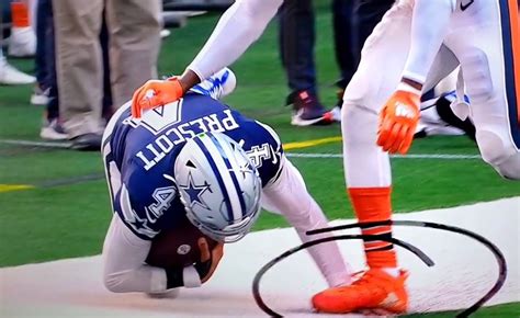 Dak Prescott Appears To Injure Hand After Getting Stepped On