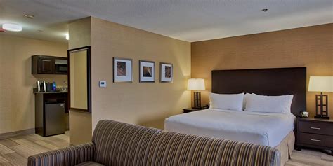 Holiday Inn Express & Suites Costa Mesa Guest Room & Suite Options