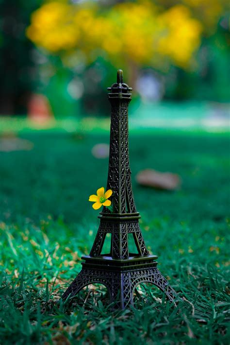 Eiffel tower toy - PixaHive