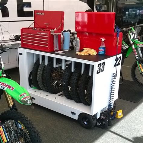 Tire Cart for Two Two Motorsports | Welding Design & Fabrication | CrossUp Inc.