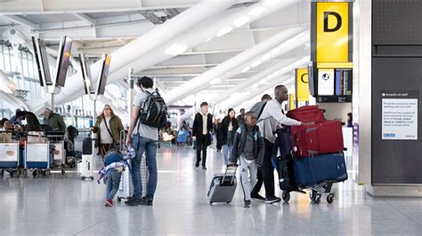 Heathrow workers announce 8-day strike as talks fail - causing chaos for holidaymakers - Mirror ...