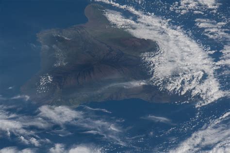 Kilauea volcano on the big island of Hawaii | iss055e070338 … | Flickr