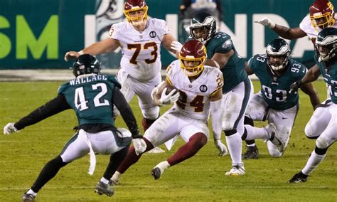 Eagles players, fans react to game vs. Washington being rescheduled