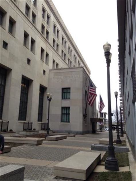 Federal Reserve building - Picture of Inside the Economy Museum at the Federal Reserve Bank ...