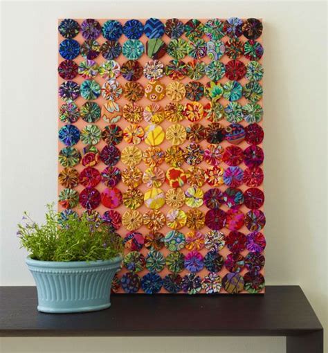 Yo-Yo Wall Art in 2020 | Quilting projects, Craft room decor, Crafts